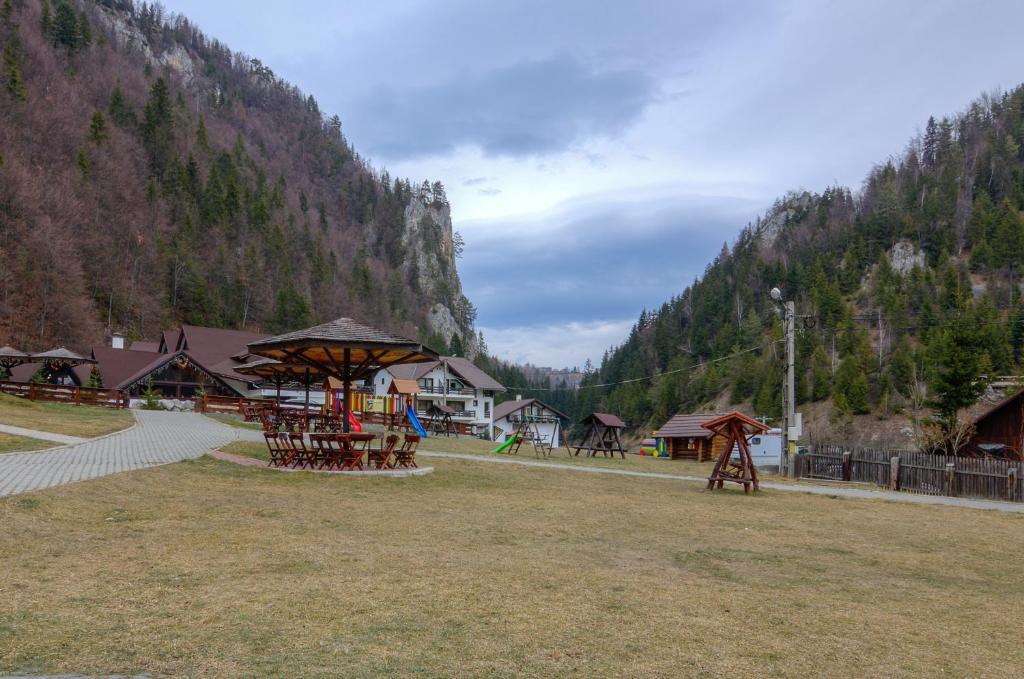 Resort Cheile Gradistei Moieciu Moeciu De Sus Eksteriør bilde